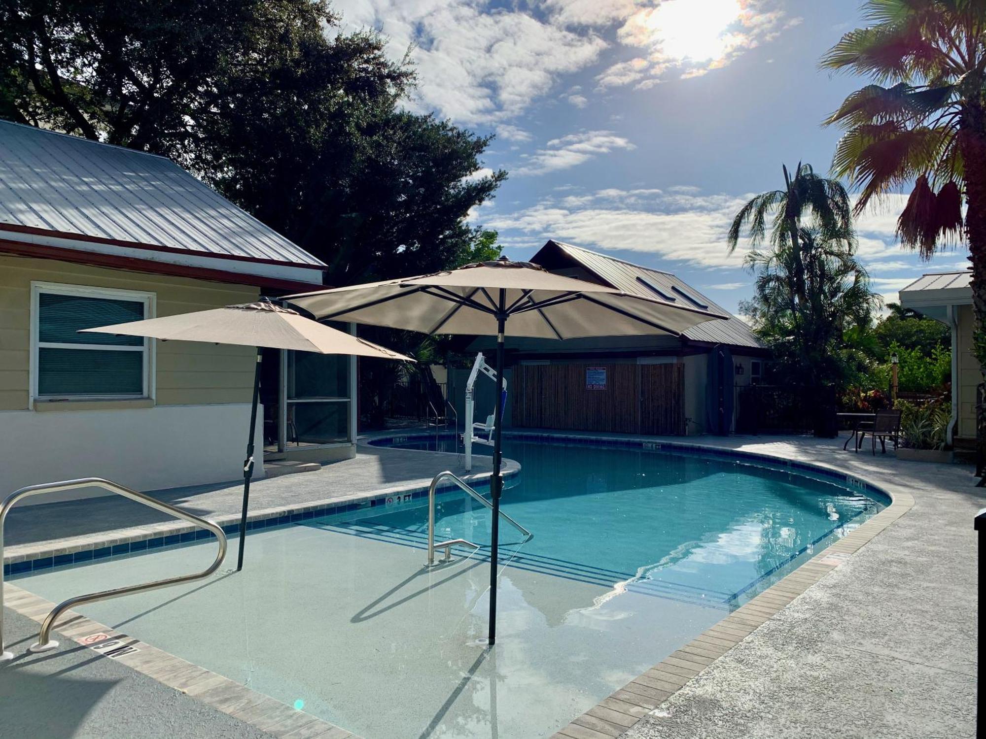Siesta Heron Suites & Villas Siesta Key Exterior photo